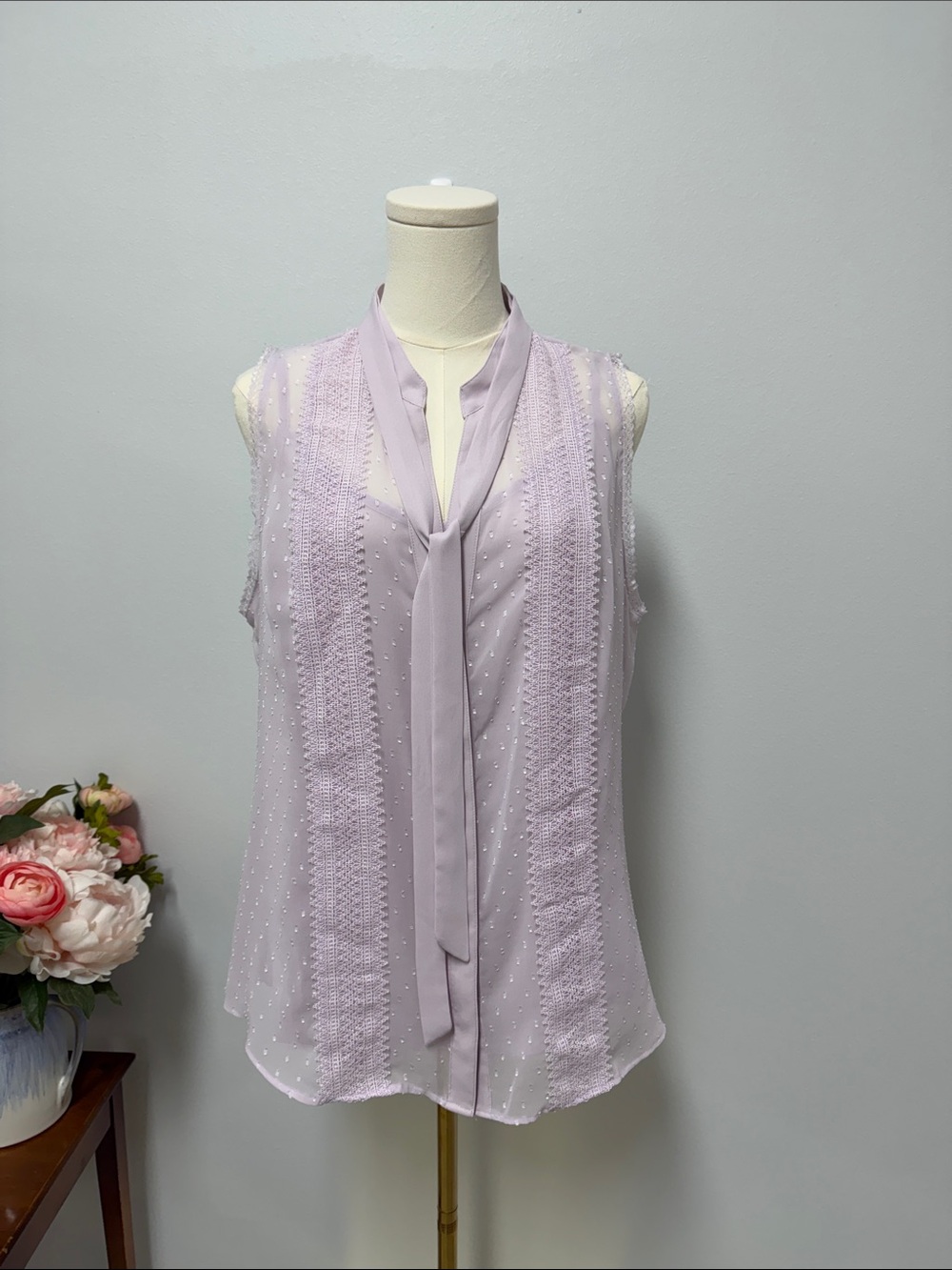White House Black Market Sleeveless Tie-Neck Blouse With Camisole in Lilac - Picture 1 of 13